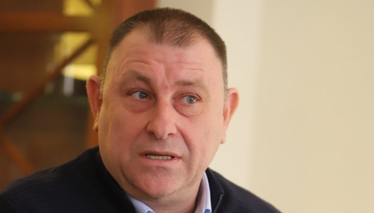 Ние плащаме данък върху субсидията, корпоративен данък, данък дивидент, осигуровки, акцизи и т.н. Ние плащаме данък върху субсидията, корпоративен данък, данък дивидент, осигуровки, акцизи и т.н.