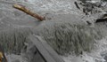 Получени са над 40 сигнала за преливащи корита на река Котленска