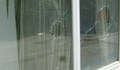 Мъж потроши прозорците на бившата си тъща в Баниска