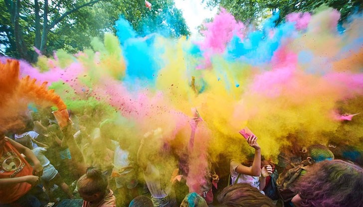 Десетки младежи се забавляваха на фестивала