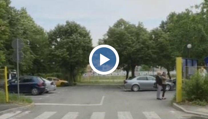 Хората от квартал „Дружба" смятат, че паркингът, който е и под видео наблюдение, ще реши и техния проблем с паркирането