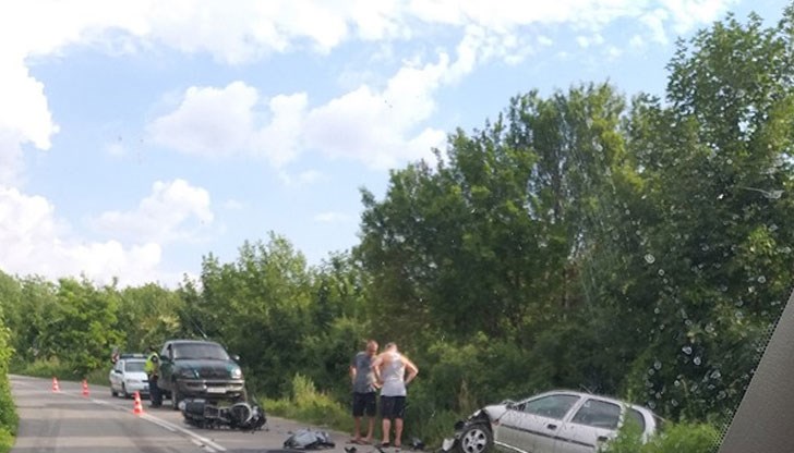 Ударили са се лек автомобил и мотор