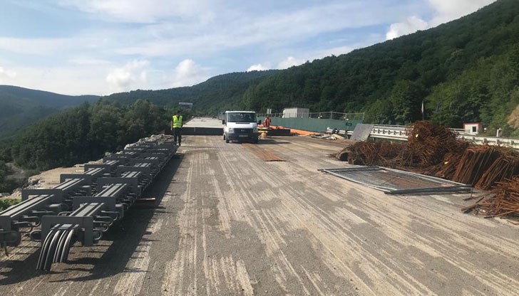 Виадукт "Разлив" ще е готов до 1 юли