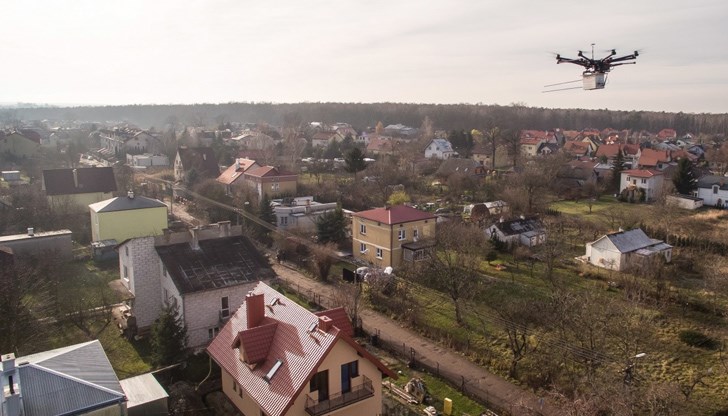 Собствениците на жилища ще могат да наемат дроновете на компанията и за видео наблюдение на собствеността си