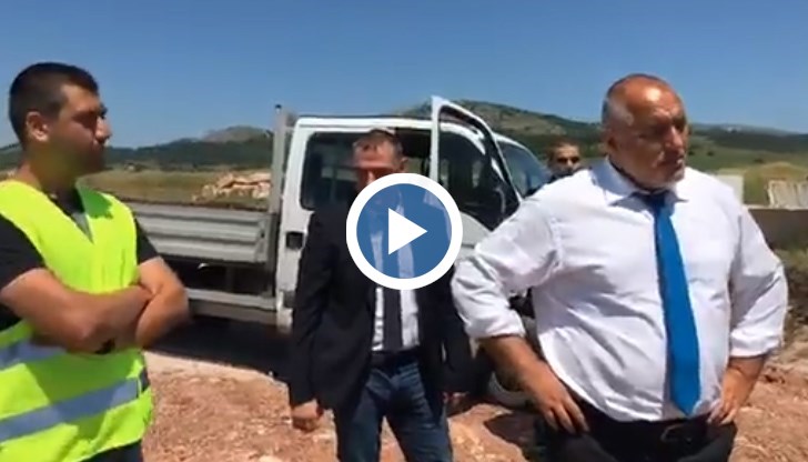 Премиерът ги разпита дали им плащат редовно