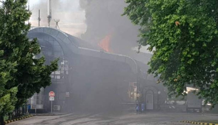 Огънят е тръгнал от ел. табло