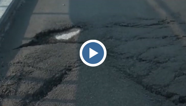 Ремонтираното преди година платно на виадукта преди тунела „Топли дол” е пропаднало