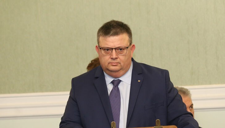 Това състезание се очертава изключително мръсно и кално, твърди Иван Гешев, който 99 на сто не искал да е кандидат Това състезание се очертава изключително мръсно и кално, твърди Иван Гешев, който 99 на сто не искал да е кандидат