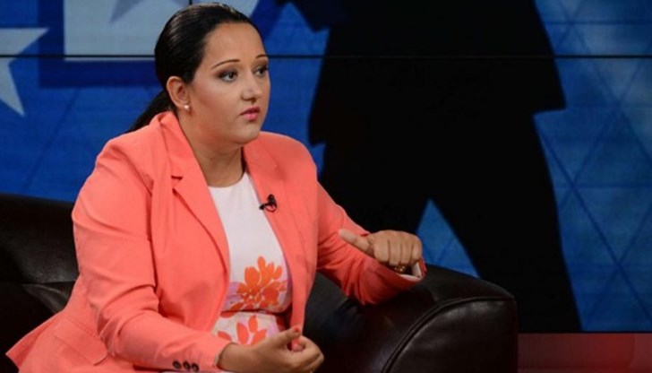 На държавата й трябва да е стъпила на здрав ляв крак, какъвто няма На държавата й трябва да е стъпила на здрав ляв крак, какъвто няма