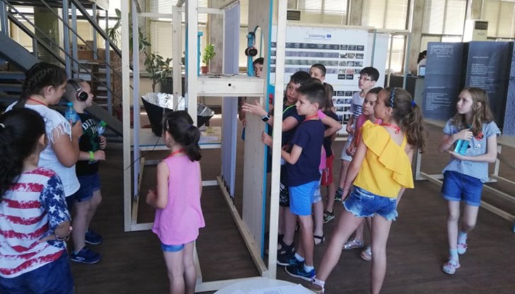 Тя е под надслов „DANUrB – Дунавски Градски Бранд“