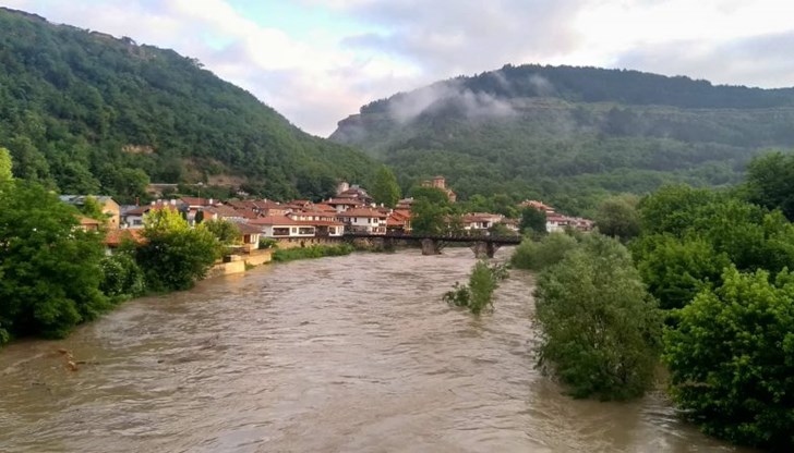 Кметът на Велико Търново е започнал обиколки в региона