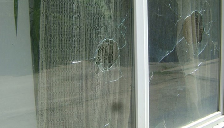 Младеж от Бяла обра къща в селото / Снимката е илюстративна