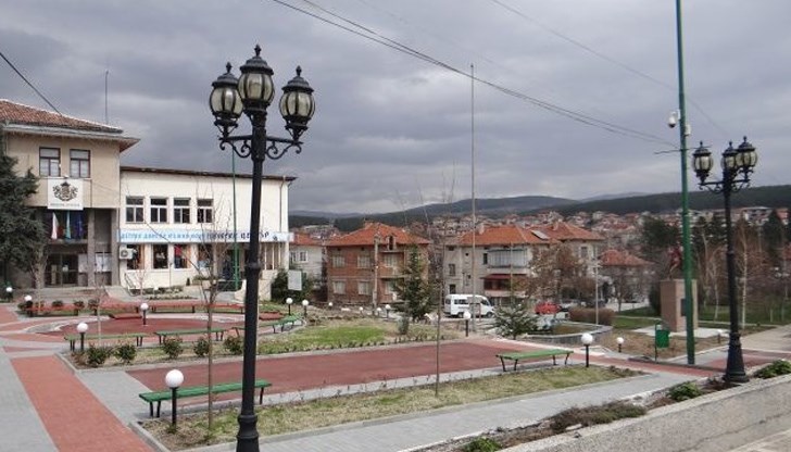 Мярката се налага заради замърсяването на питейната вода