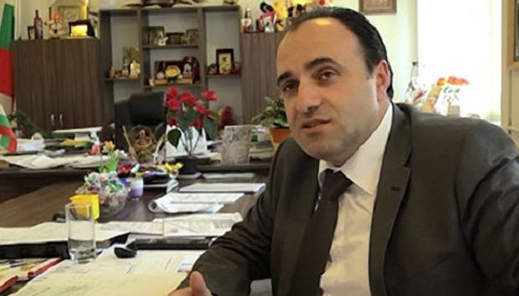 Кметът на Костенец ще бъде под домашен арест