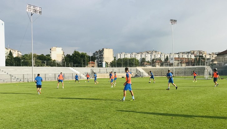 Предвидени са 3 контролни срещи Предвидени са 3 контролни срещи