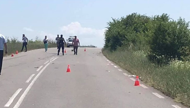 Жена е загинала при удара на ТИР и микробус Жена е загинала при удара на ТИР и микробус