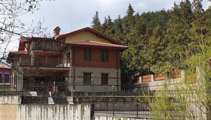 Къщите за тъщи като операция за пране на пари с евросредства? Къщите за тъщи като операция за пране на пари с евросредства?