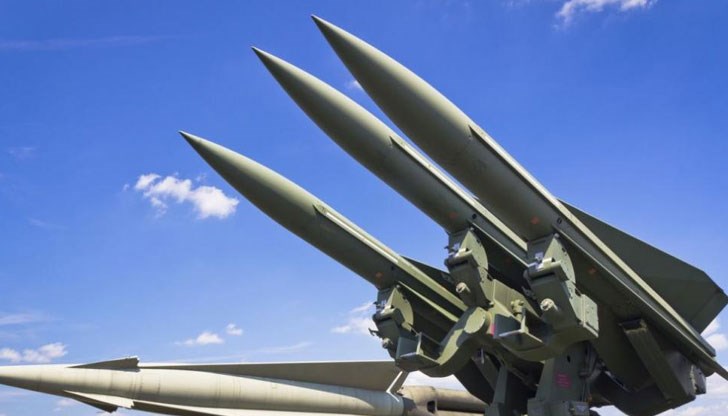 Четирите противотанкови ракети Javelin, всяка от които струва повече от 170 хил. долара, са стигнали по незнаен път до арсенала на генерал Халифа Хафтар