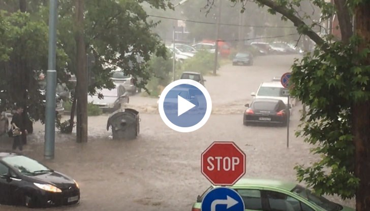 Над града падна и градушка