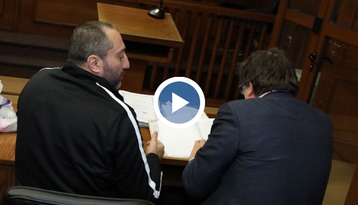 Прокурорите по делото са под непрекъсната охрана, дори в съдебната зала