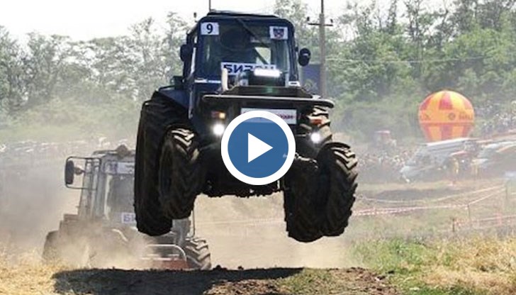 По време на състезанието един от тракторите връхлетя върху журналисти