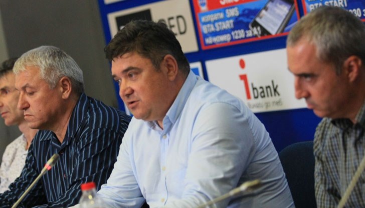 Вилимир Алтънов коментира, че освен показната акция е била създадена заплаха и за националната сигурност, тъй като десетки домакинства и институции са нямали достъп и до интернет и тел. 112