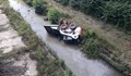 Машина на „Паркстрой“ падна в река Бели Лом