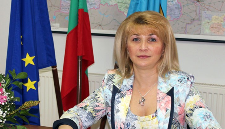 За съмнителни сделки и обществени поръчки, сключвани докато Борисова е била кмет, разказва Явор Божанков