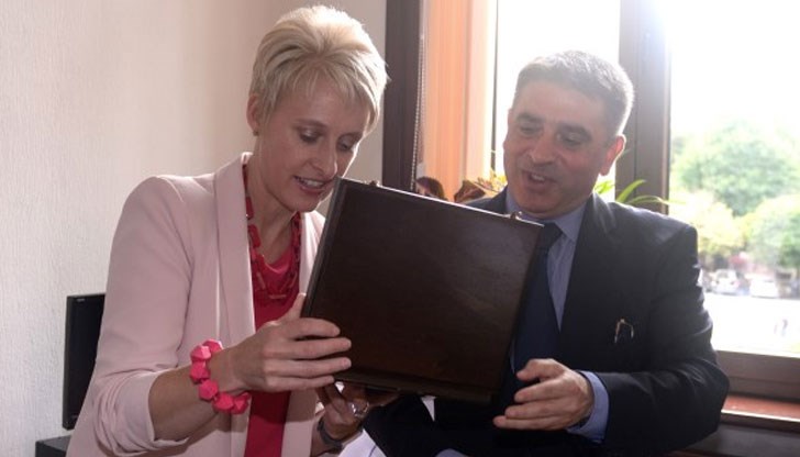 По темата за корупцията по високите етажи министър Кирилов заяви, че усилията на правителството са свързани с постоянно противодействие, а не с еднократен акт По темата за корупцията по високите етажи министър Кирилов заяви, че усилията на правителството са свързани с постоянно противодействие, а не с еднократен акт