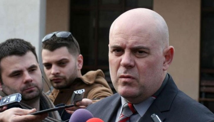 Комисията за защита от дикриминация не е открила нарушаване на законодателството за внушения за различие и подбуда към омраза нито за „етническа принадлежност“, нито за „гражданство“ и „тормоз“ Комисията за защита от дикриминация не е открила нарушаване на законодателството за внушения за различие и подбуда към омраза нито за „етническа принадлежност“, нито за „гражданство“ и „тормоз“