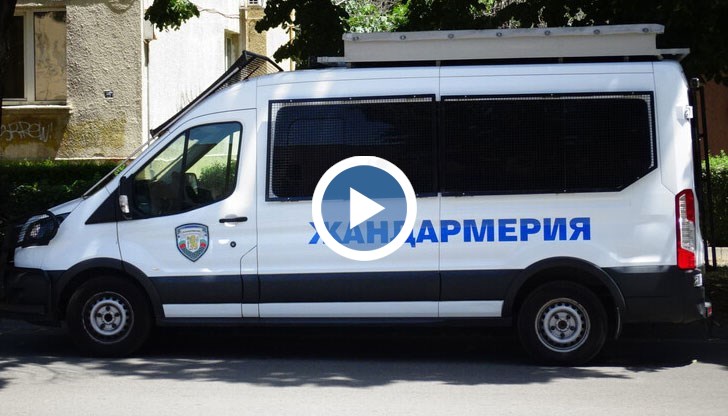 Арестувани са шефката на на Митическото бюро в града, нейният син и човек, на когото жената е помогнала да избегне наказателно преследване