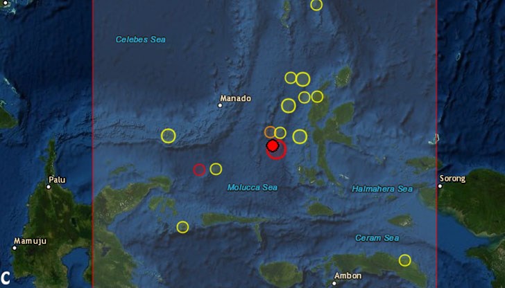 Жителите от ниските крайбрежни райони трябва да ги напуснат незабавно