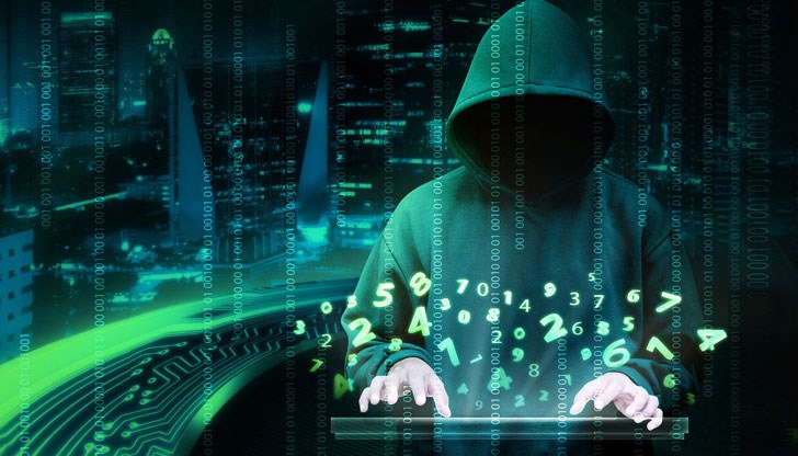"Овладяването" на кризата след хакерската атака е толкова нескопосано, че навява съмнения за чадъри и "чистене" на данни