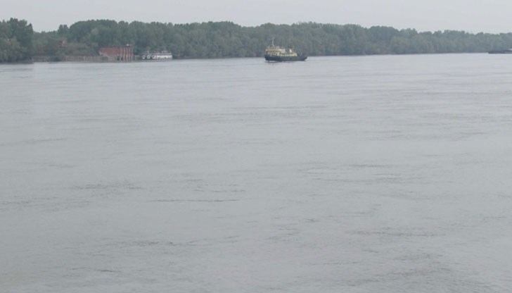 Третиране на засегнатите площи по поречието на река Дунав ще се проведе с ден закъснение