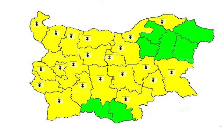 Предупреждението за опасно високи температури важи за още 20 области Предупреждението за опасно високи температури важи за още 20 области