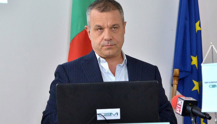 Изборът му за генерален директор на БНТ потвърди подозрението ми, че това е отдавна замислен сценарий, коментира Георги Лозанов