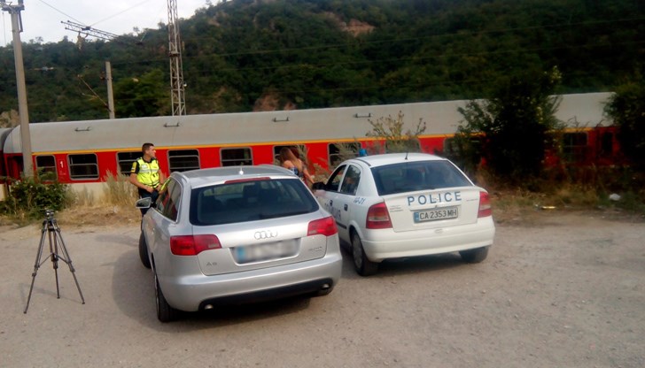 Жена се е опитала да пресече железопътната линия