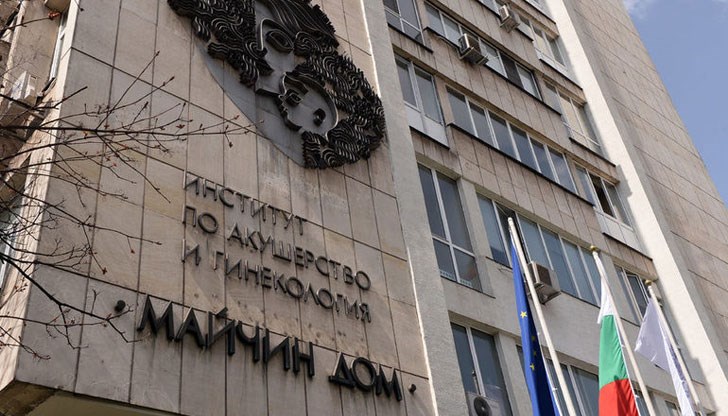 Огромното образувание е било на десния яйчник на 57-годишна жена