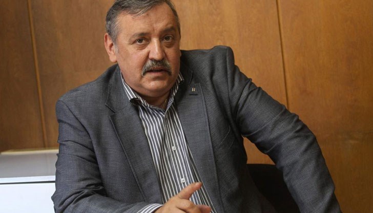 Не трябва да се притеснявате от тигровия комар, а от обикновения, поясни професорът