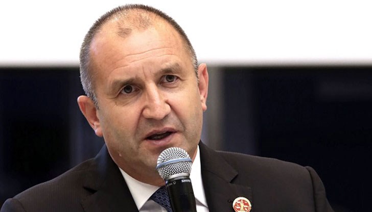 Трябва да се борим стратегическото място на България като врата към ЕС да се оползотвори възможно най-бързо и най-добре, заяви президентът Трябва да се борим стратегическото място на България като врата към ЕС да се оползотвори възможно най-бързо и най-добре, заяви президентът