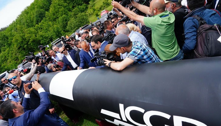 Той дава право на „Ай Си Джи Би“ АД да започне изграждането на проекта, включително на газопровода и спомагателните съоръжения и оборудване на територията на Гърция Той дава право на „Ай Си Джи Би“ АД да започне изграждането на проекта, включително на газопровода и спомагателните съоръжения и оборудване на територията на Гърция