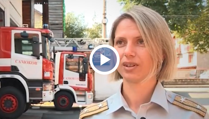 Вълнуваща среща с първите жени-началници на пожарни служби у нас