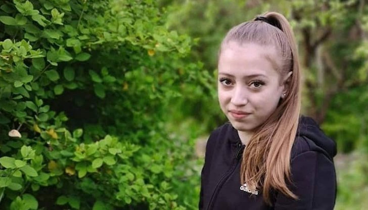 17-годишното момиче има нужда от трансплантация на белите дробове