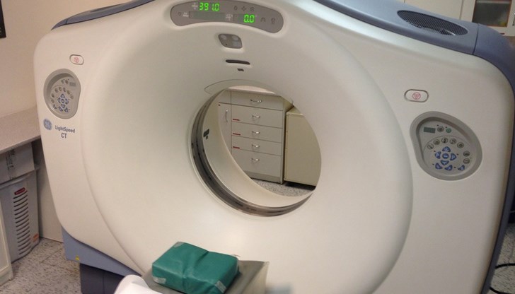 В момента компютърната томография се счита за безопасна