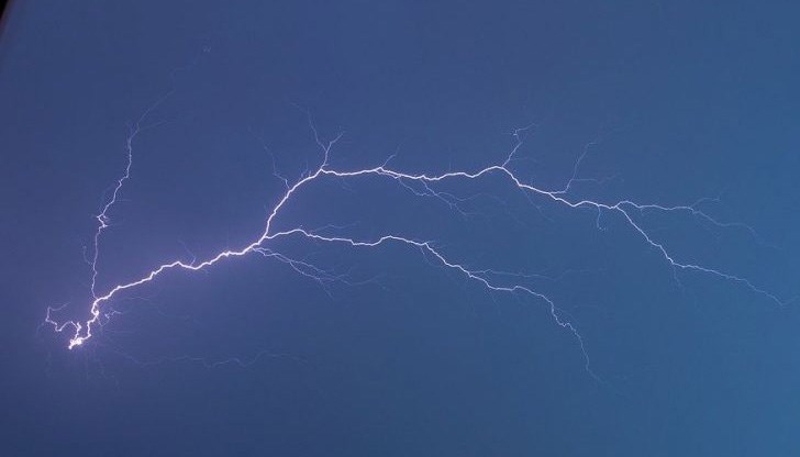 Гръм е паднал в района на "Люлин" -4