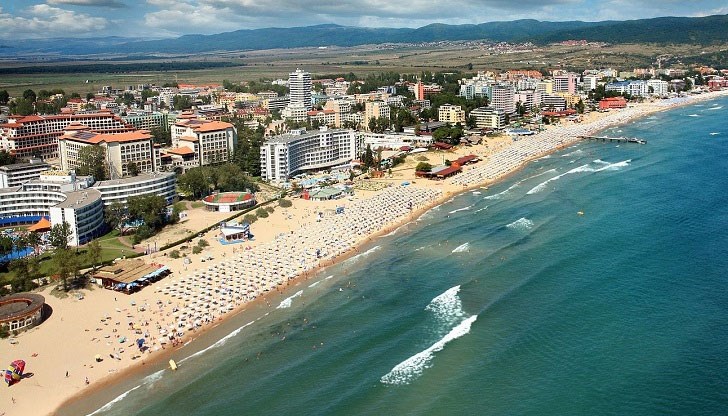 Големи туроператорски компании извиват ръцете на българските хотелиери с неизгодни за тях клаузи в договорите Големи туроператорски компании извиват ръцете на българските хотелиери с неизгодни за тях клаузи в договорите