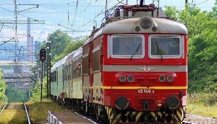 Всички пътници, притежаващи смарт устройства, могат да се докоснат до нови светове по време на пътуването си чрез магията на електронните книги