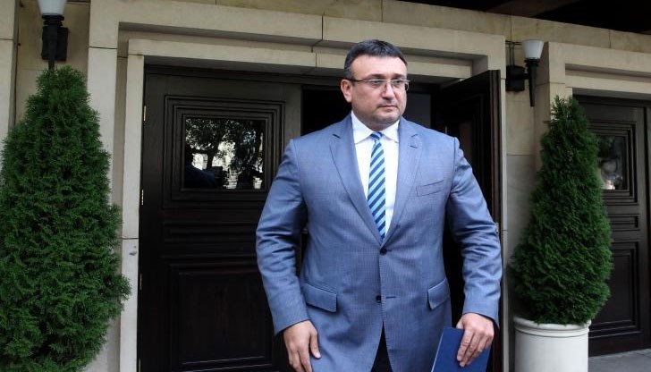 Воля има, но средства няма, отсече вътрешният министър за по-високо заплащане на нощния труд