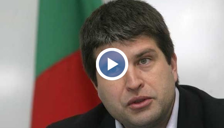 Неправомерните действия са извършени извън територията на България, но не е изключено участие и на вътрешен човек