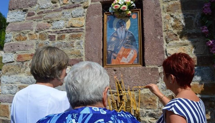 Тетевенският манастир отбеляза своя храмов празник